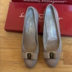 Salvatore Ferragamo Women's Beige Heels with Bow